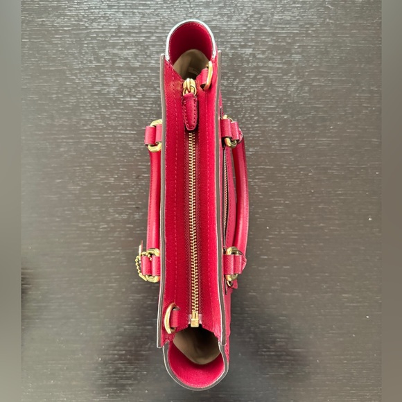 Coach Small Satchel in cherry red - Picture 6 of 9